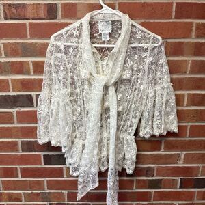 Ryu Delicate White Lace Boho Top